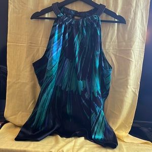 XL gorgeous lightweight black flowy top by Tahari with rich blues & greens